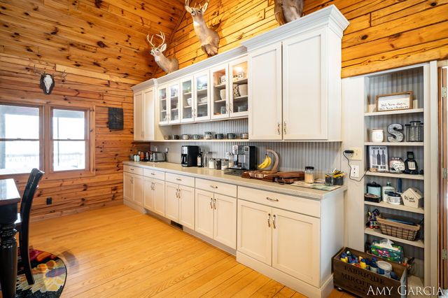 7991 N Rose Road, Hope Twp, MI 49046