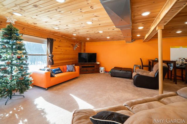 7991 N Rose Road, Hope Twp, MI 49046