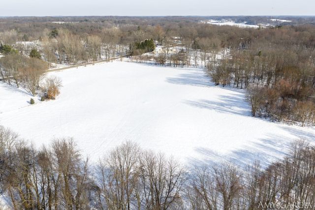 7991 N Rose Road, Hope Twp, MI 49046