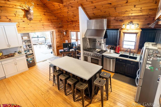 7991 N Rose Road, Hope Twp, MI 49046