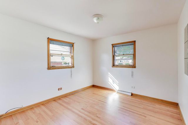 901 S Can Dota Avenue, Mount Prospect, IL 60056