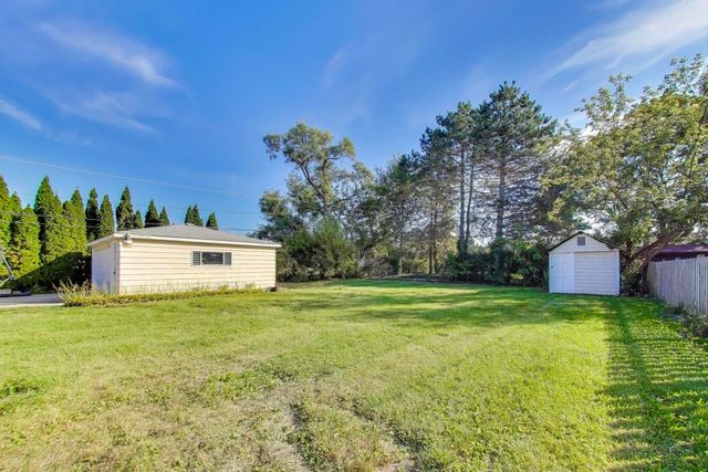 901 S Can Dota Avenue, Mount Prospect, IL 60056