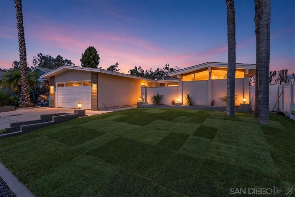8782 Mulvaney Dr, San Diego, CA 92119 — photo 2