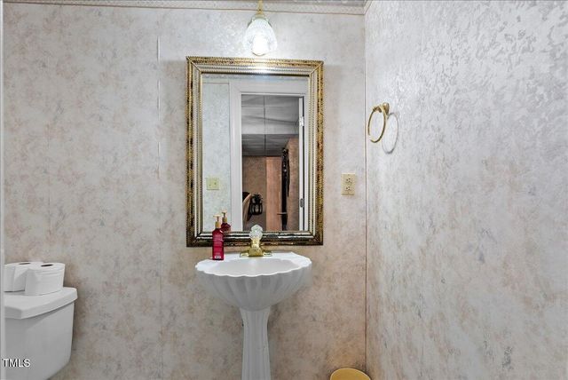 84 River Bend Road, Milton, NC 27305