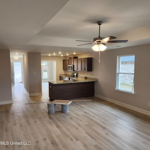 7851 Gardendale Drive, Olive Branch, MS 38654