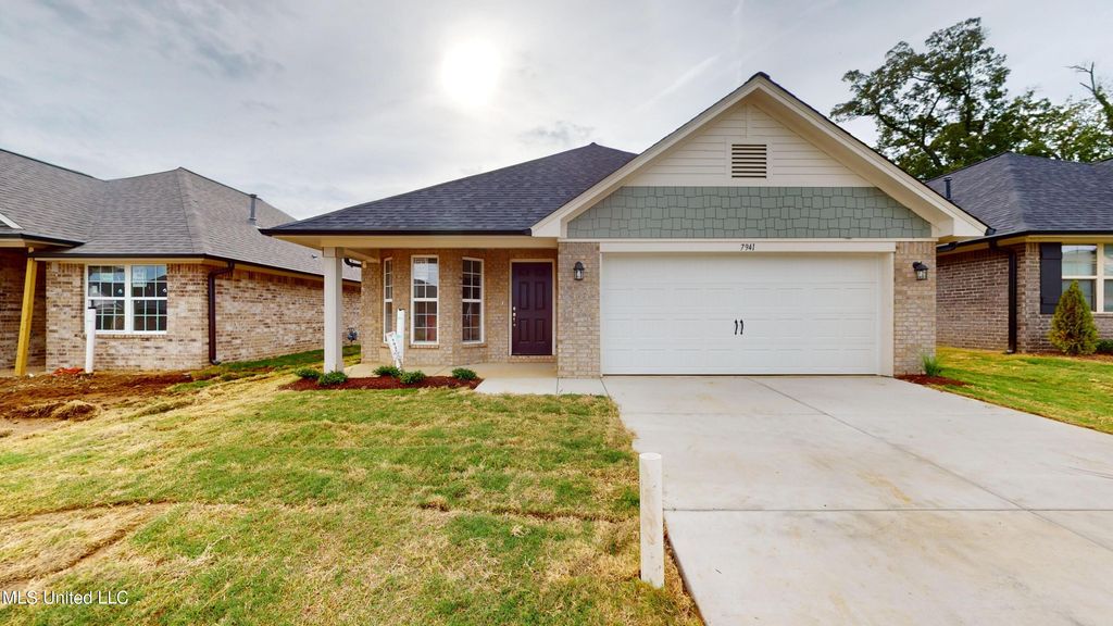 7851 Gardendale Drive, Olive Branch, MS 38654