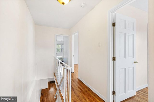 2609 CHESTNUT AVE, Ardmore, PA 19003