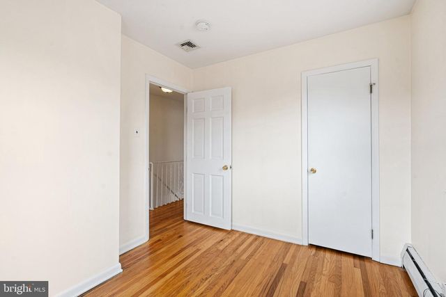 2609 CHESTNUT AVE, Ardmore, PA 19003