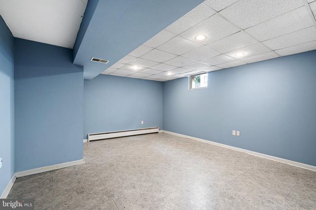 2609 CHESTNUT AVE, Ardmore, PA 19003
