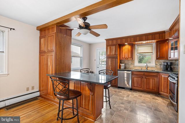 2609 CHESTNUT AVE, Ardmore, PA 19003