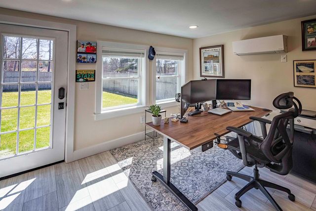 17 Beaumont Drive, Dover, NH 03820