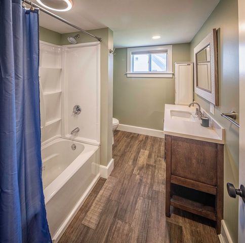 17 Beaumont Drive, Dover, NH 03820