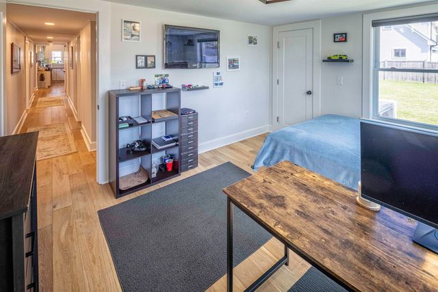 17 Beaumont Drive, Dover, NH 03820