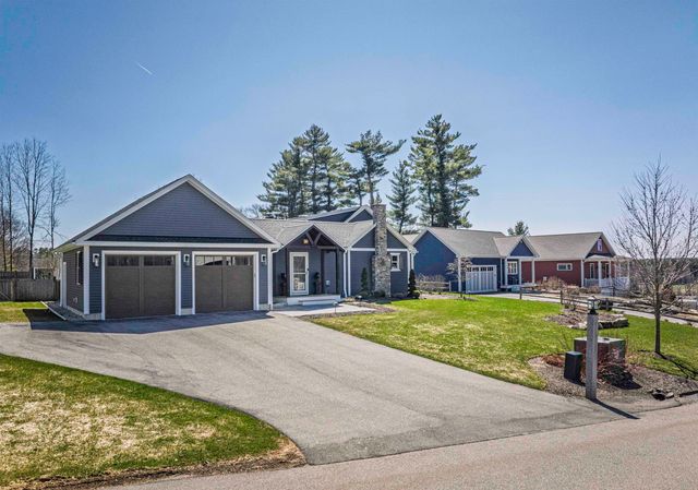 17 Beaumont Drive, Dover, NH 03820
