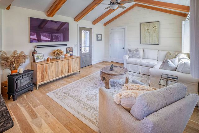 17 Beaumont Drive, Dover, NH 03820