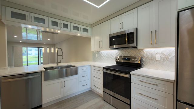 901 Sabal Ridge Circle C, Palm Beach Gardens, FL 33418