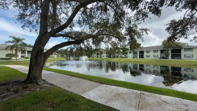 901 Sabal Ridge Circle C, Palm Beach Gardens, FL 33418