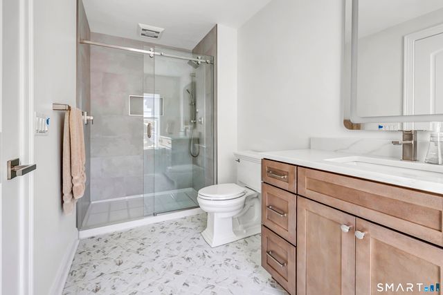 1 Woods View Lane, Shelton, CT 06484