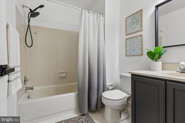 166 FILLY DR, North Wales, PA 19454