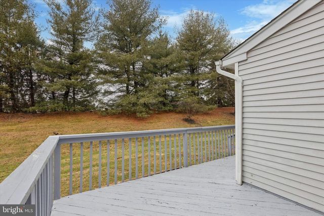 166 FILLY DR, North Wales, PA 19454