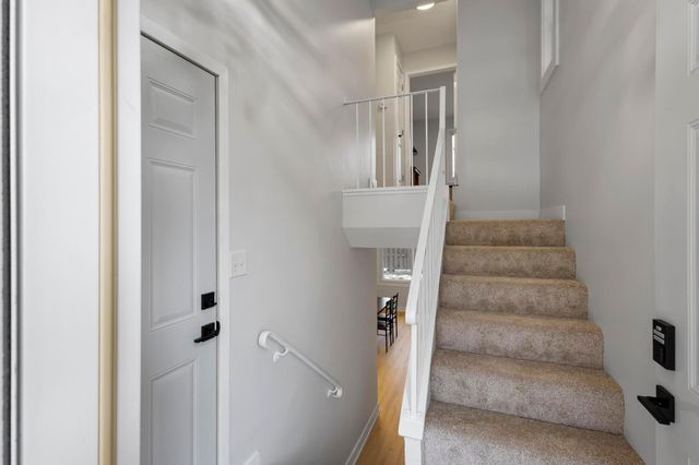 7838 Dunmore Road, Woodbury, MN 55125