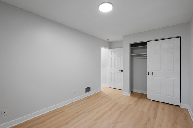 7838 Dunmore Road, Woodbury, MN 55125