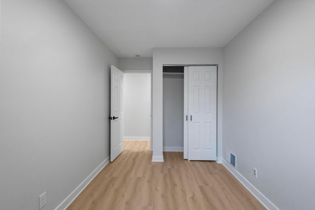 7838 Dunmore Road, Woodbury, MN 55125