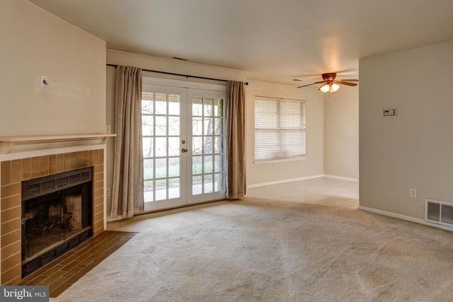 328 TAVISTOCK, Cherry Hill, NJ 08034