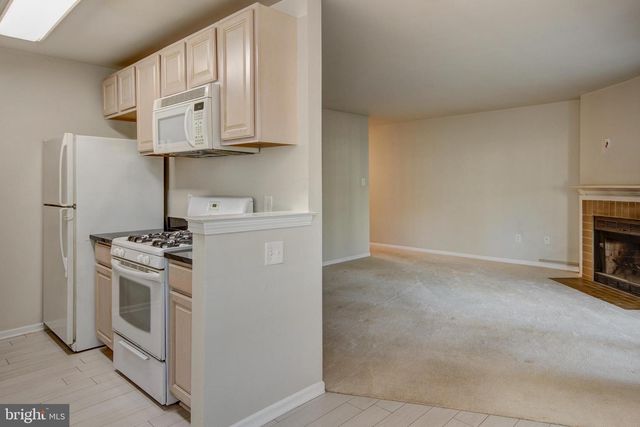 328 TAVISTOCK, Cherry Hill, NJ 08034