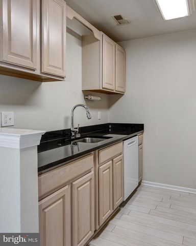 328 TAVISTOCK, Cherry Hill, NJ 08034