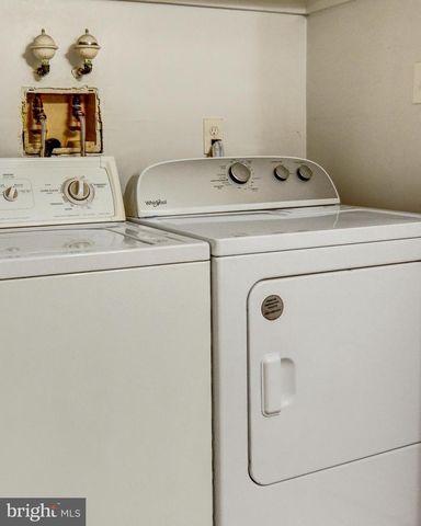 328 TAVISTOCK, Cherry Hill, NJ 08034