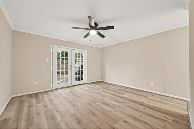 5451 Oakhaven Lane, Houston, TX 77091