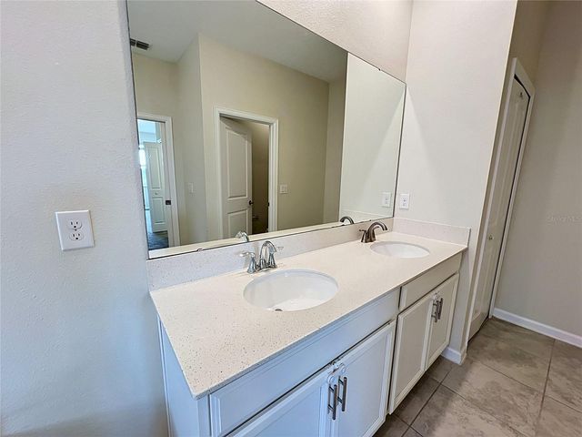 767 OCEAN COURSE AVENUE 704, Davenport, FL 33896