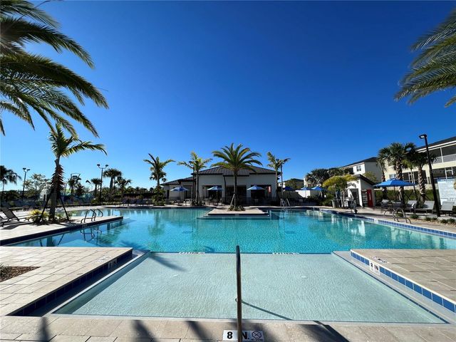 767 OCEAN COURSE AVENUE 704, Davenport, FL 33896