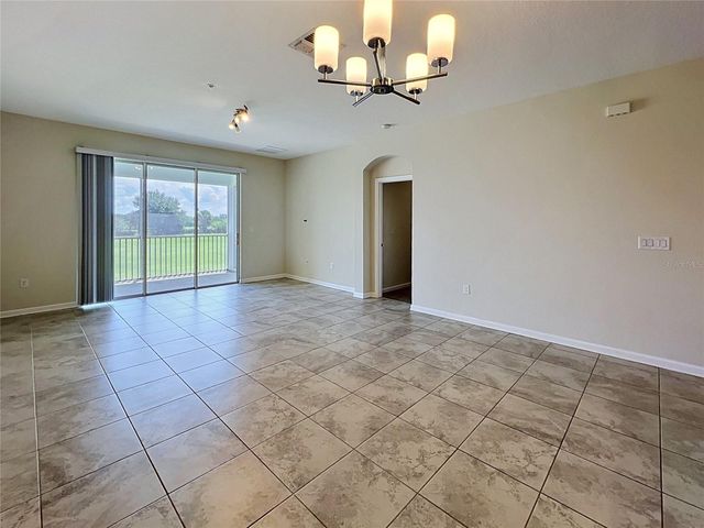 767 OCEAN COURSE AVENUE 704, Davenport, FL 33896