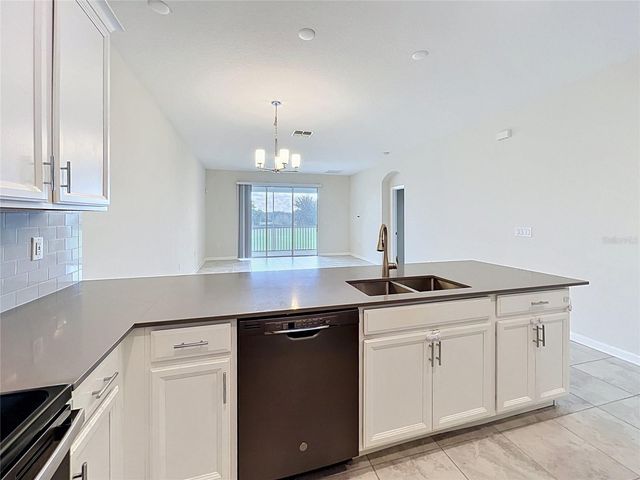 767 OCEAN COURSE AVENUE 704, Davenport, FL 33896