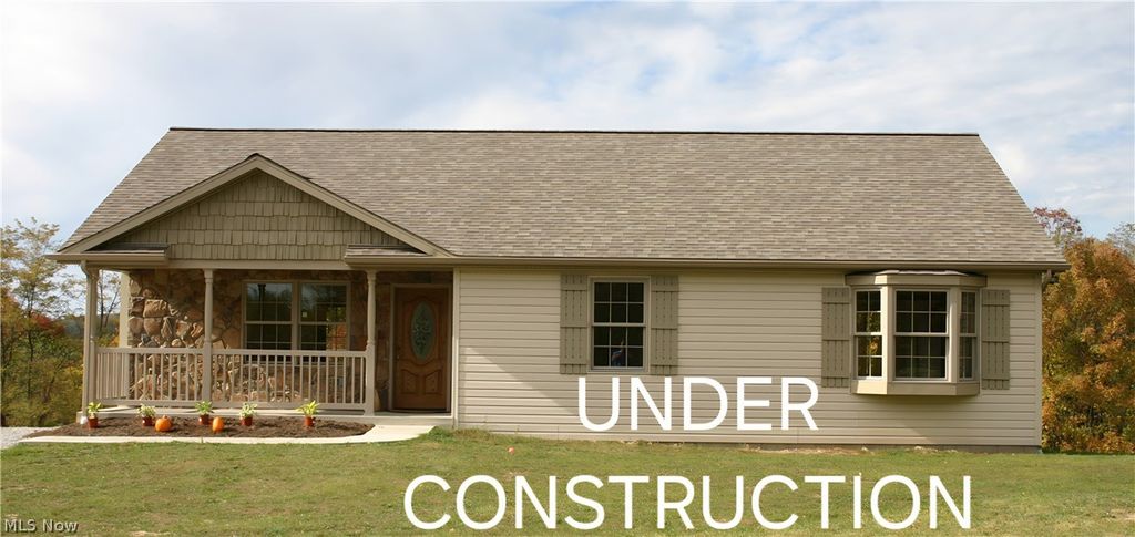 870 Community Road, Sheffield Lake, OH 44054