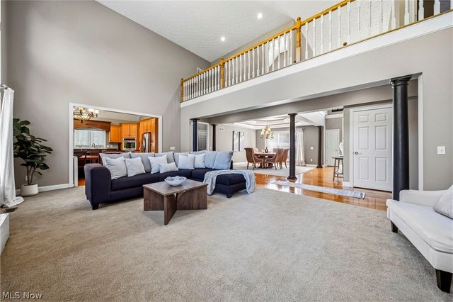 5432 Brook Run Drive, Medina, OH 44256