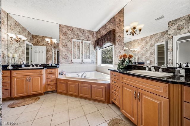 5432 Brook Run Drive, Medina, OH 44256
