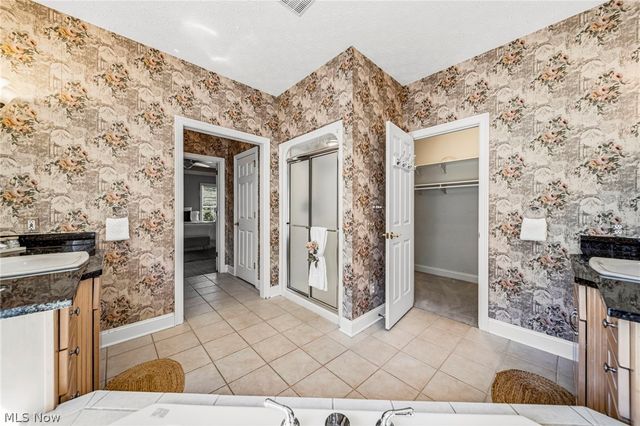 5432 Brook Run Drive, Medina, OH 44256
