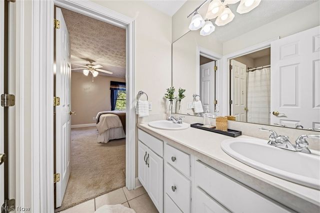 5432 Brook Run Drive, Medina, OH 44256