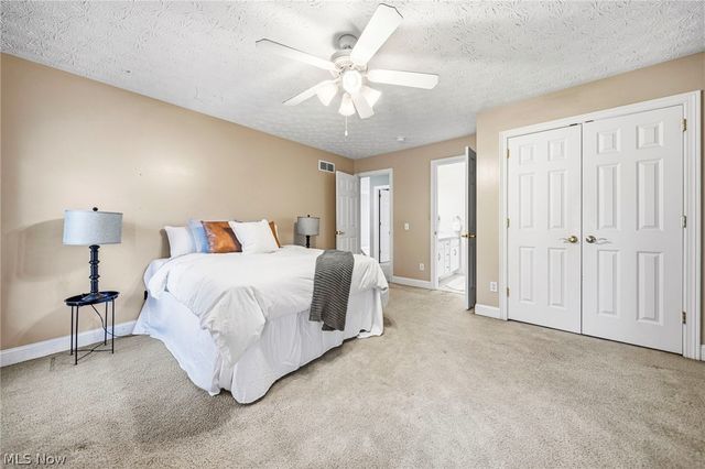 5432 Brook Run Drive, Medina, OH 44256
