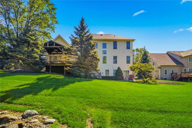 5432 Brook Run Drive, Medina, OH 44256
