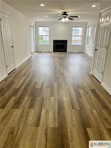 392 Lackland Avenue 392, Piscataway, NJ 08854