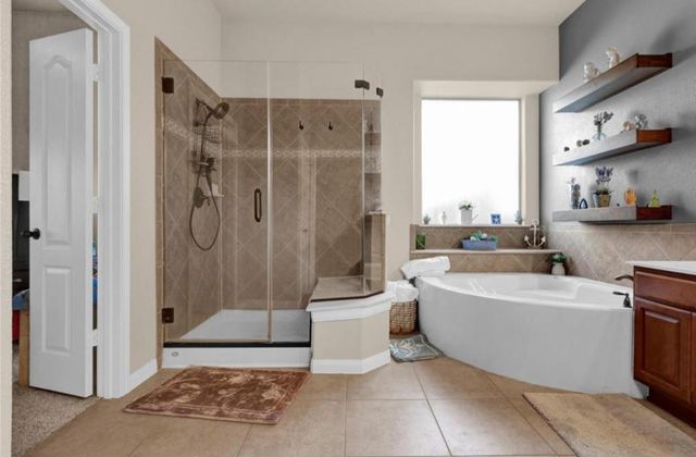 22734 Newcourt Place Street, Tomball, TX 77375