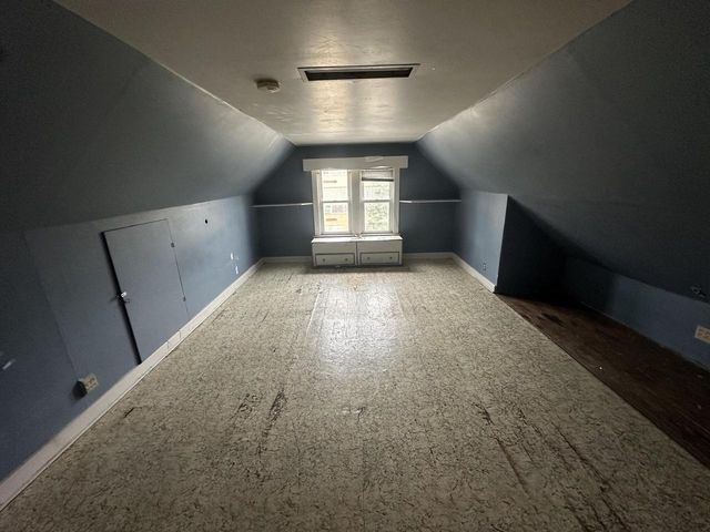 1225 S 61st STREET, West Allis, WI 53214