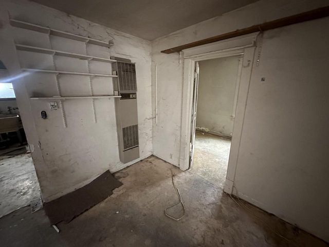 1225 S 61st STREET, West Allis, WI 53214