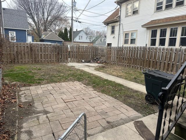 1225 S 61st STREET, West Allis, WI 53214