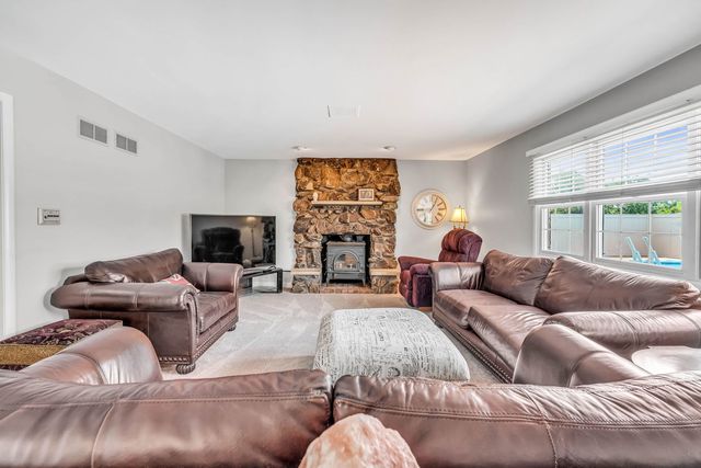 15624 Sunset Ridge Drive, Orland Park, IL 60462