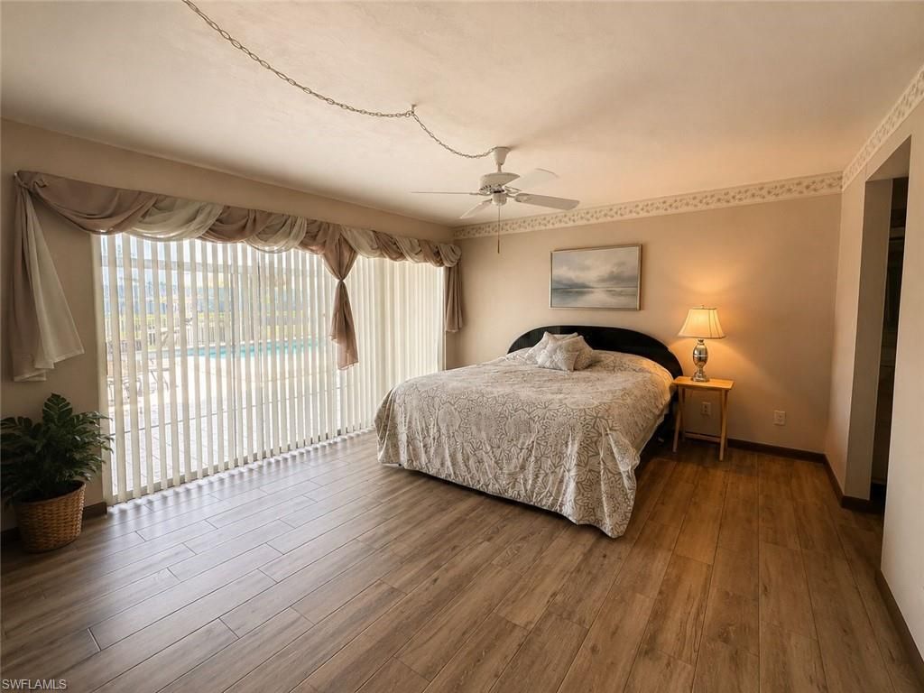 Image 14 of property listing at 4116 SE 20th PL 102, Cape Coral, FL 33904